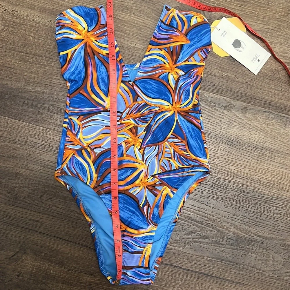 NWT Target Fe Noel Whole Piece Swim